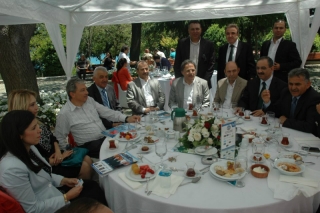 6-geleneksel-kayserililer-brunch-istanbul-emirgan-korusu-2